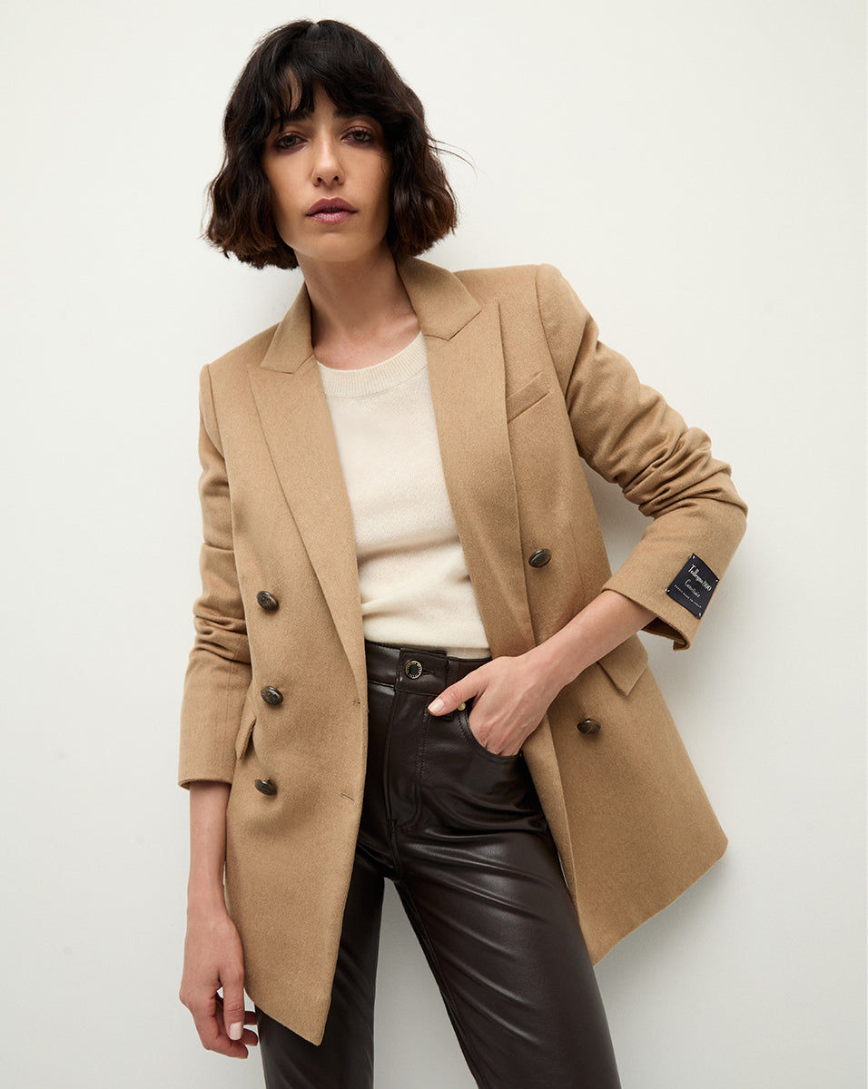 2409SU841682_CAMEL_PRODUCT_01