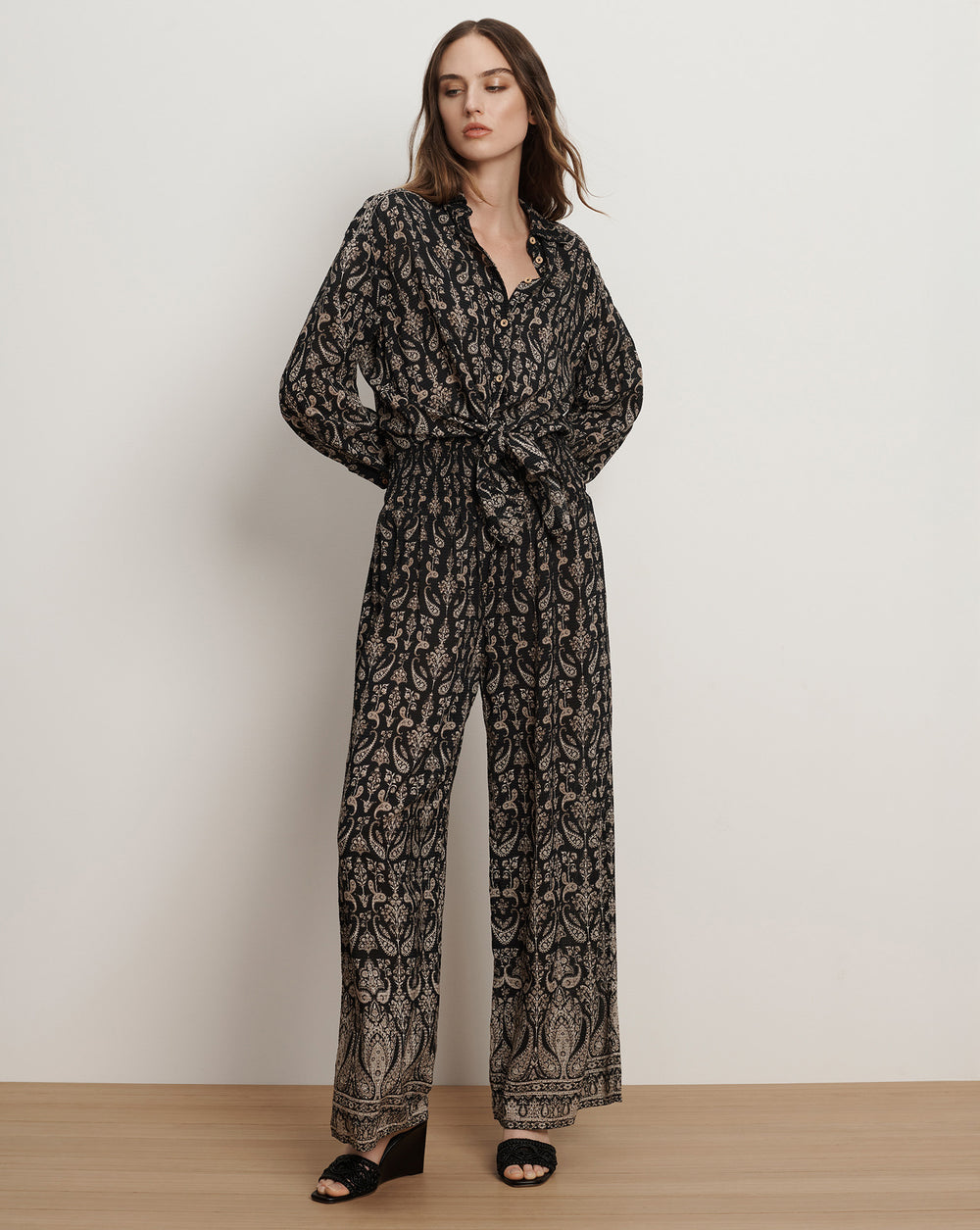 2511VO2860847_BLACK_MULTI_01
