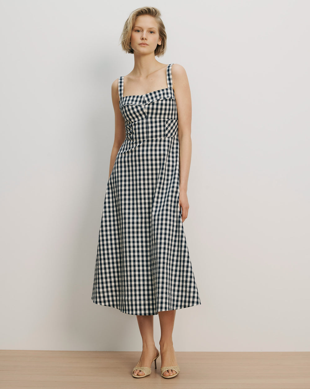 2606CO17421181_NAVY_DOVE_01