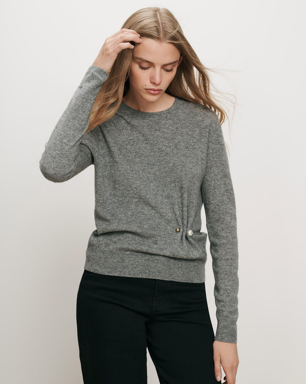 2608_26FA0323_MEDIUM_HEATHER_GREY_01
