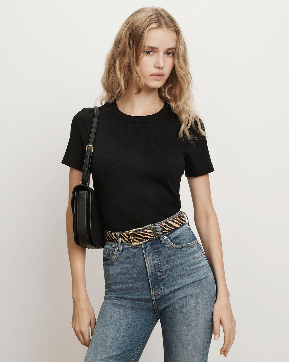 J2508JY152S0587_BLACK_01