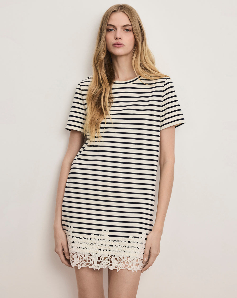 J2602JY16222333_DOVE_NAVY_STRIPE_01